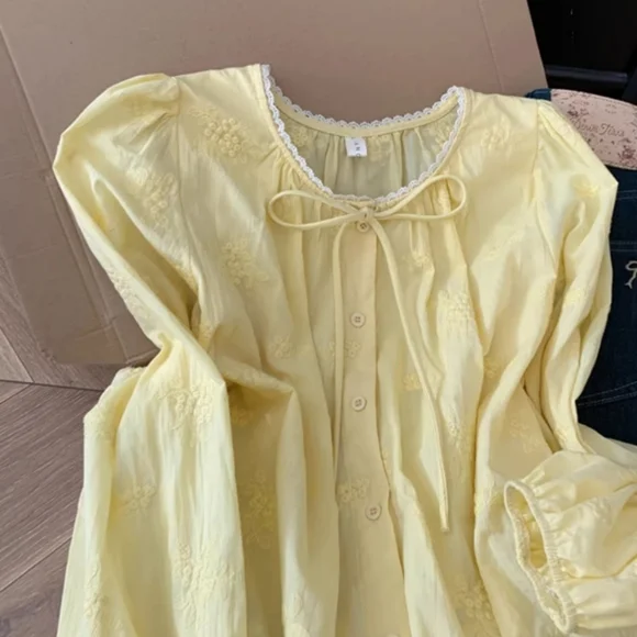 Yellow Embroidered Ruffle Blouse - Picture 4 of 5
